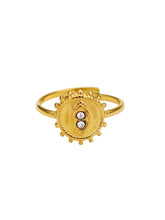 Vergoldeter Naria Ring mit zwei Zirkon-Steinen und orientalischer Form